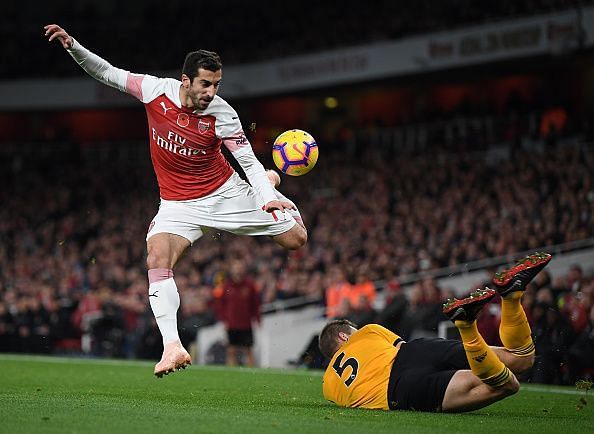 Mkhitaryan's late goal for Arsenal rescued a point against Wolves